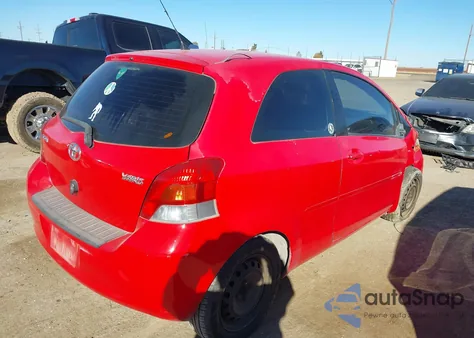 2010 Toyota Yaris z USA, uszkodzony, nr VIN JTDJT4K38A5324571